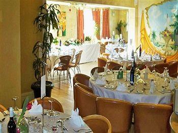 The Vines 4*